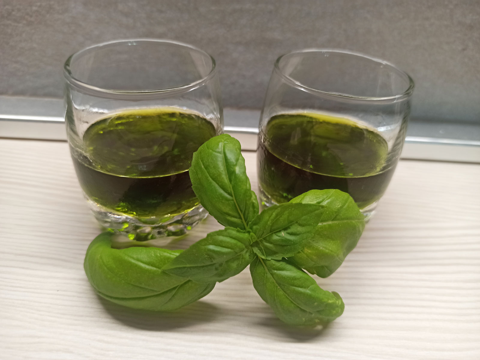 Liquore al basilico