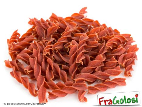 Pasta colorata rossa