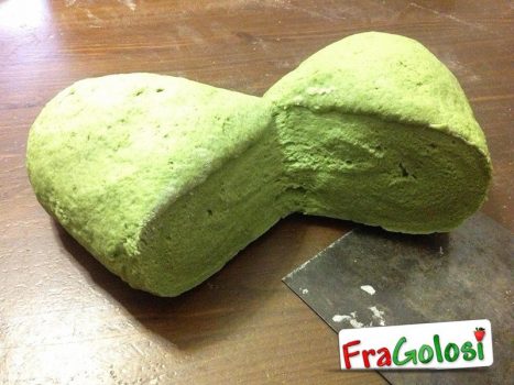 Pasta colorata verde chiaro