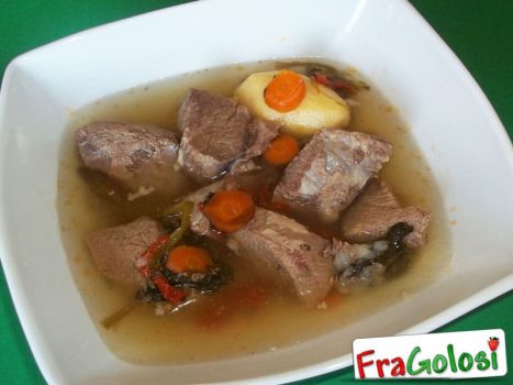 Brodo di carne bovina