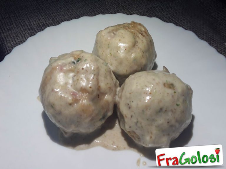 Canederli al Formaggio e Pancetta Affumicata