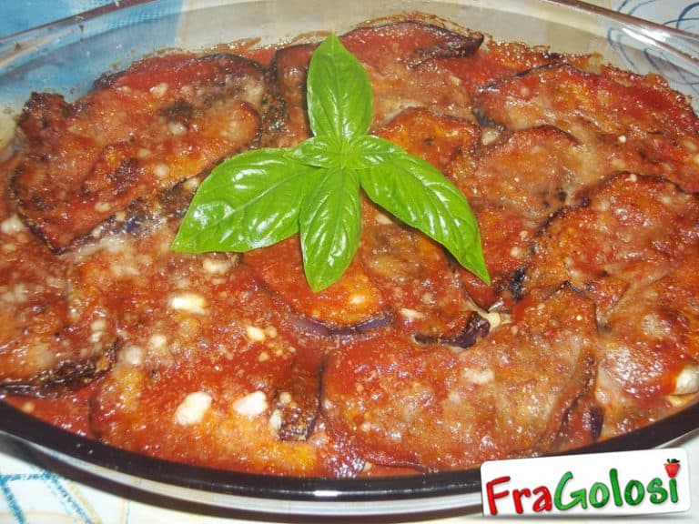 Timballo di melanzane e pomodoro