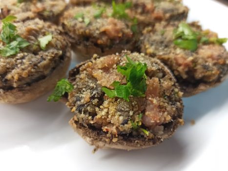 Funghi Ripieni con Prosciutto