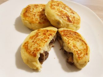 Fagottini di patate ripieni