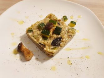 Risotto funghi e zucchine