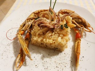 Risotto scampi e calamari