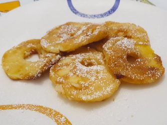 Frittelle di mele al forno