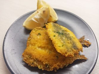 Acciughe impanate