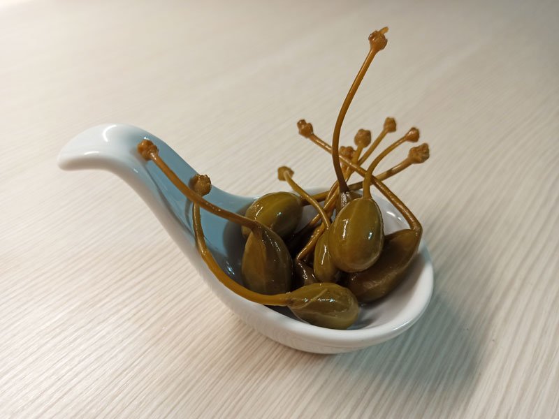 Cucunci: frutti del cappero