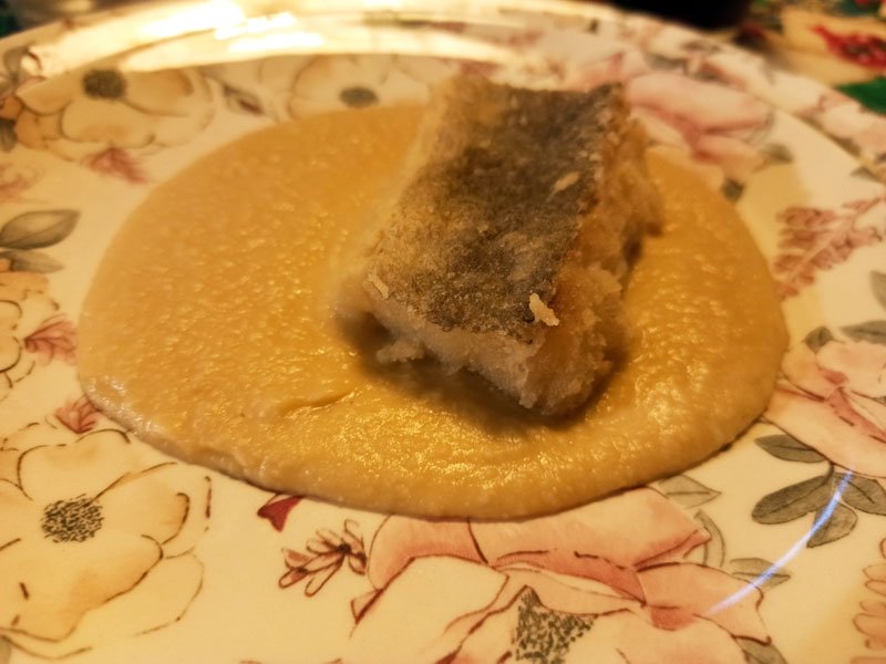 Baccalà su crema di patate