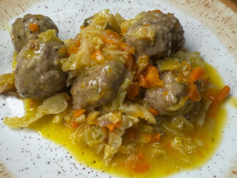 Polpette con cavolo verza